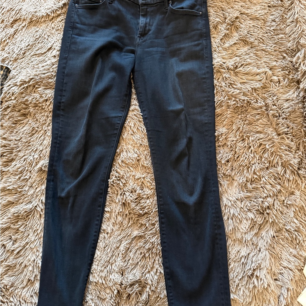 MOTHER Women’s Skinny Jeans in Black